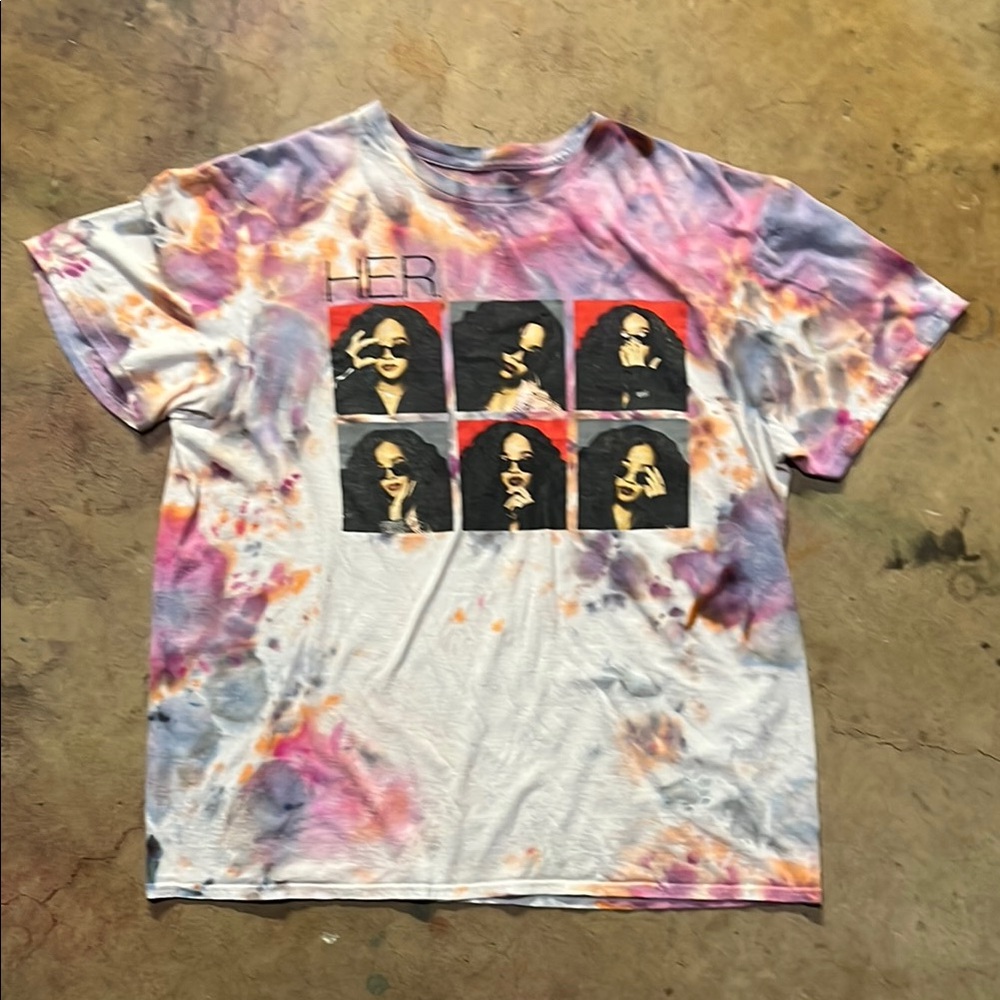 Tie-Dye Graphic T-Shirt